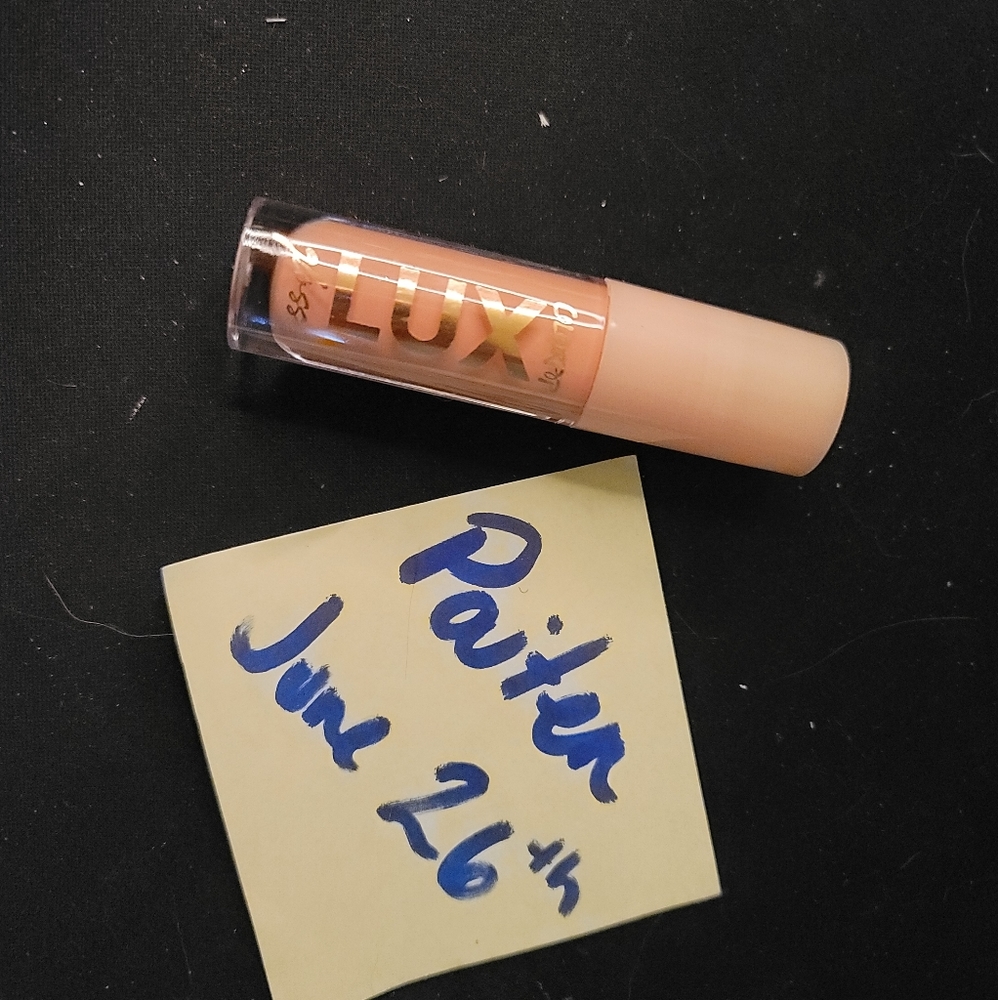 Colourpop LUX Gloss Just Cuddle